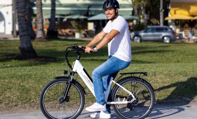 Don’t Ride your eBike on the sidewalk, it’s&nbsp;rude!
